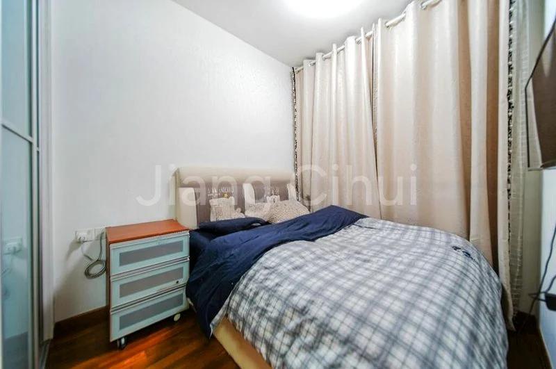 1 Bed Apartment (Condo) for Sale in  Le Regal - Image 1